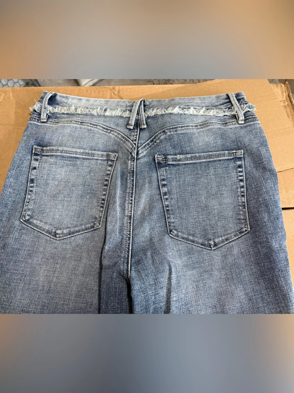 Good American Women’s High Waist Good Legs Jeans